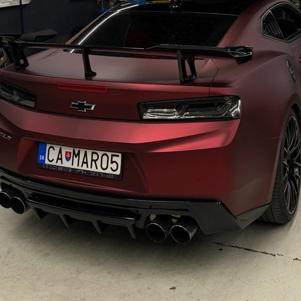 Camaro ZL1 v matnom wrape