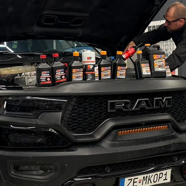 Servis RAM TRX: oleje AMSOIL a filter K&N